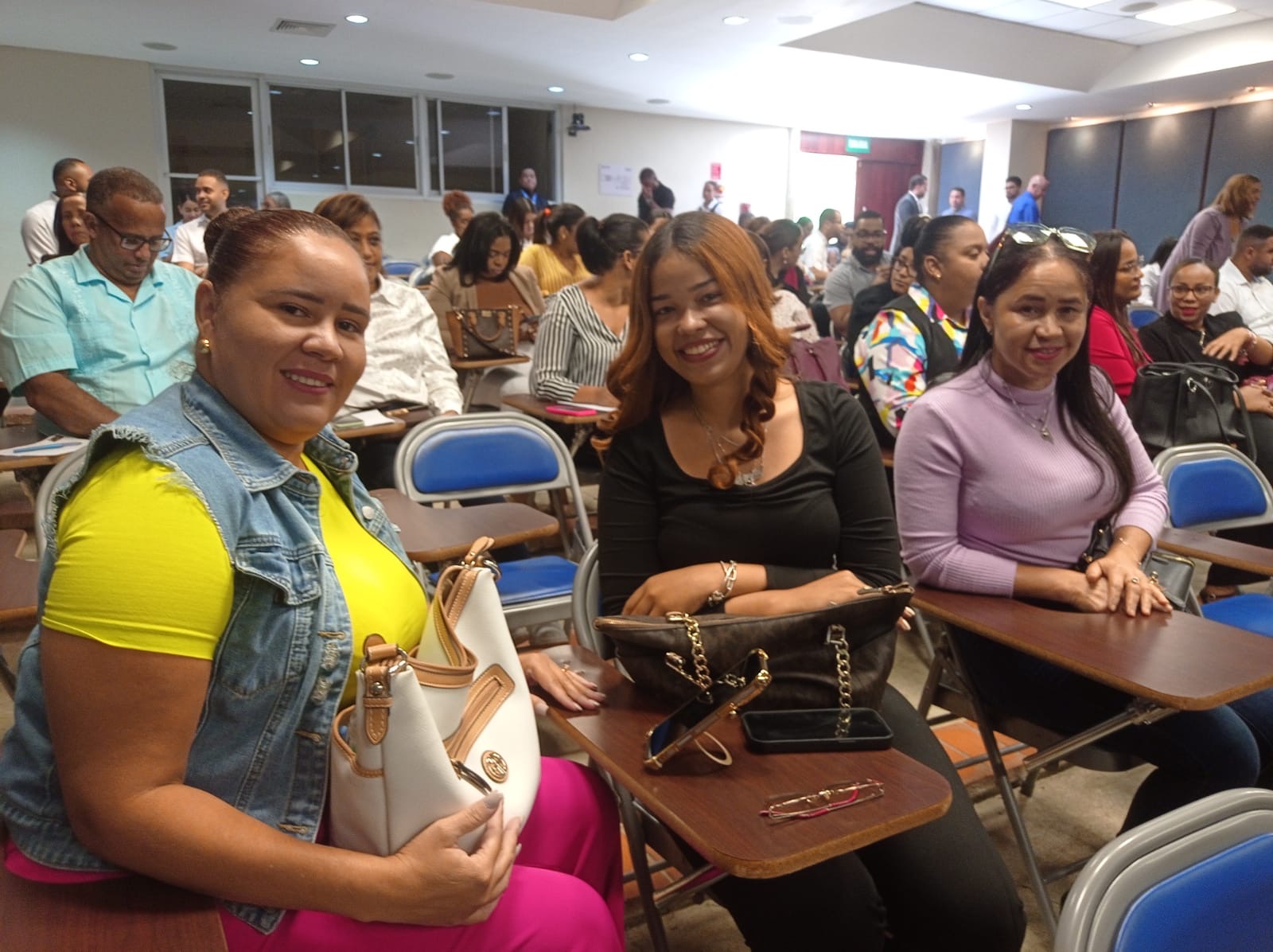 Por disposición del Alcalde Fermín Muñoz estamos participando junto a la Dirección General de Contracciones Públicas (DGCP) en la Socialización de la implementación del nuevo reglamento de la ley 47-25 de compras.